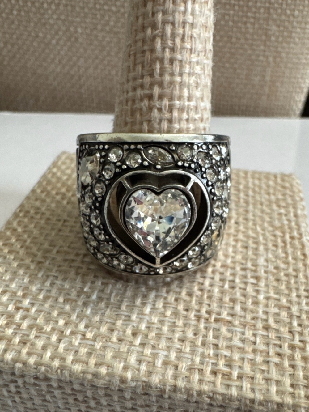Brighton Silver & Black Heart Crystal Statement Ring w/ Clear surrounding stones - Picture 7 of 11